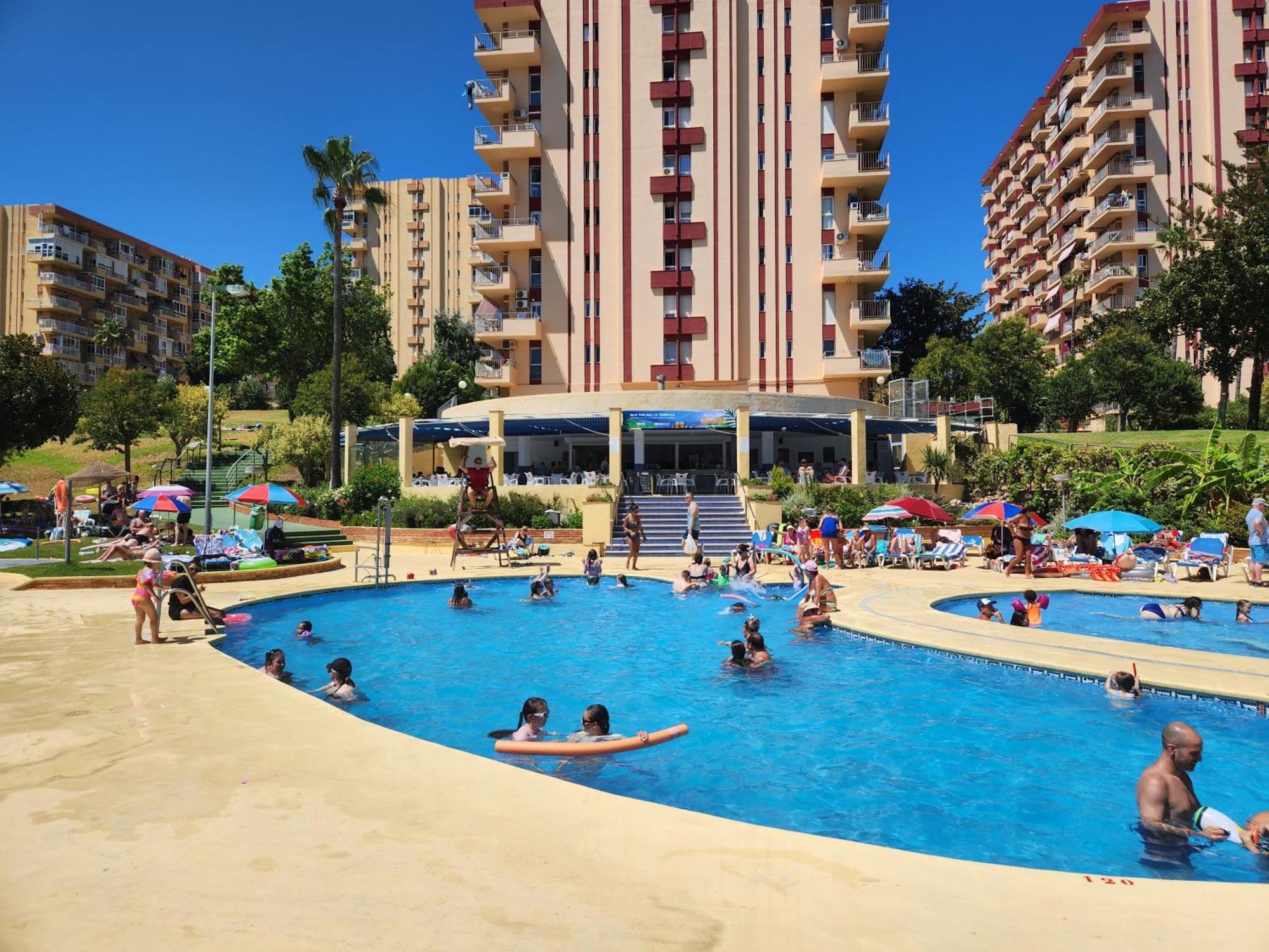 Apartments 贝纳尔马德纳 外观 照片